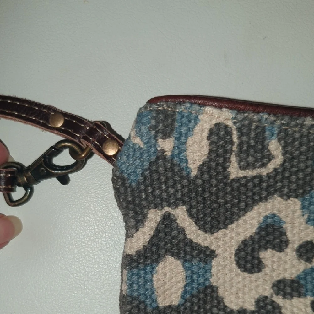 Myra Stylish Gray and Blue Women's Bag - Picture 4 of 7